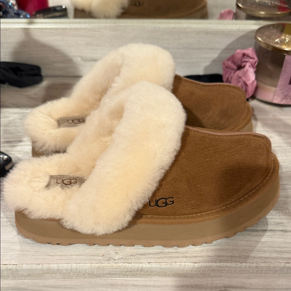 UGG Women's Brown and Cream Sheepskin Slippers